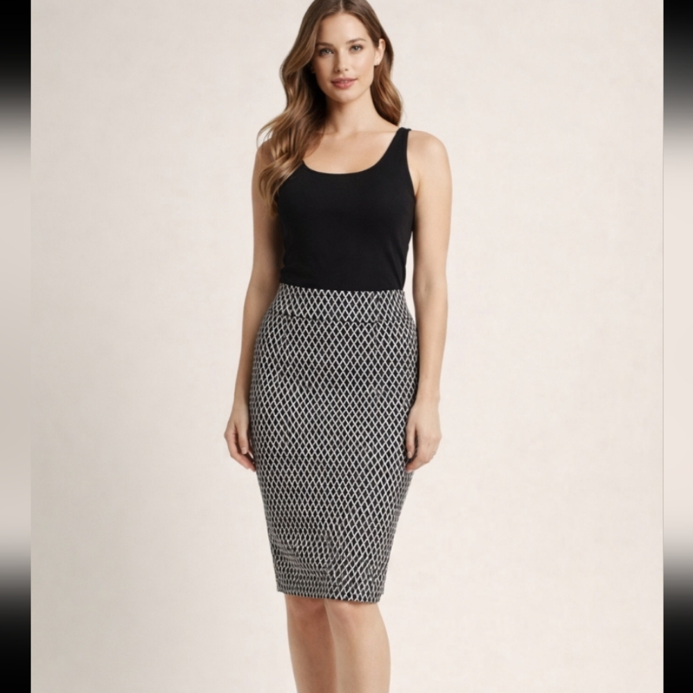 Margaret M Monochrome Geometric Pencil Skirt Size M
